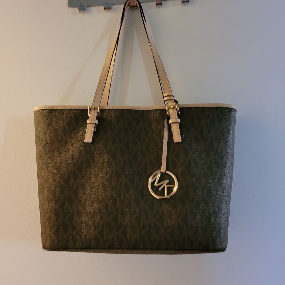 Michael Kors Tote